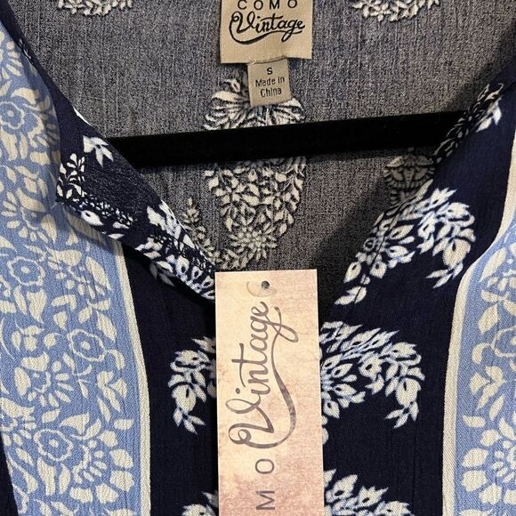 😊 3/$30 NWT COMO VINTAGE top Sz S ruffle sleeve light & dark blues - Picture 5 of 9